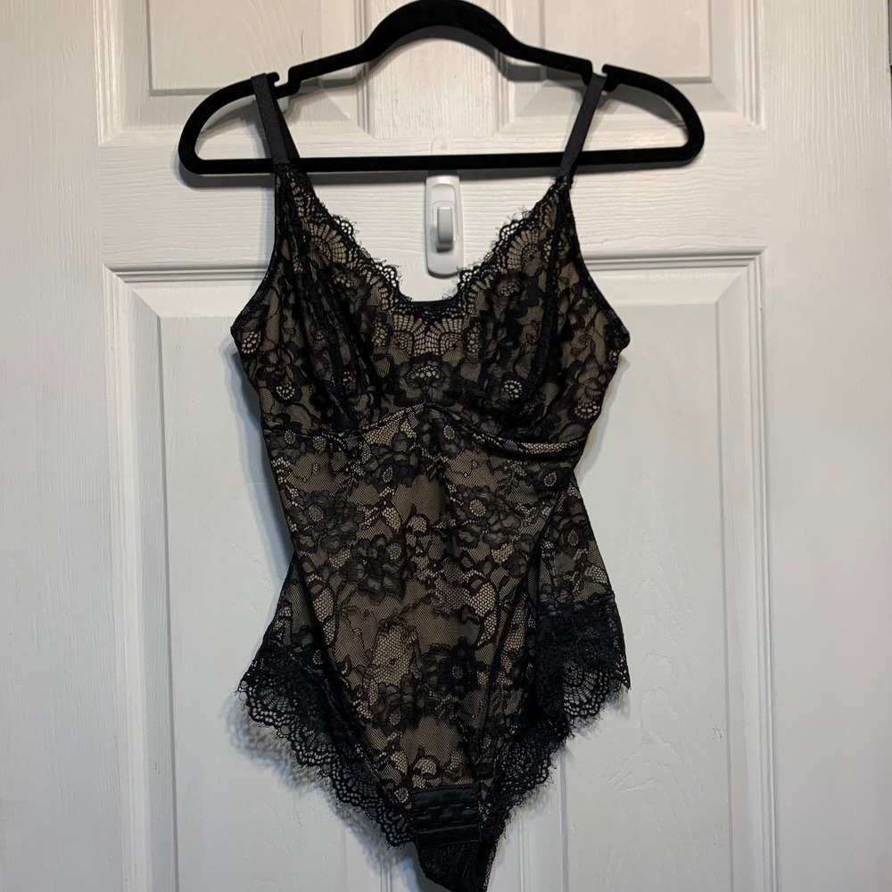 Shaper Lace Bodysuit Small Black Y2K Floral V-Neck Adjustable Straps Romantic